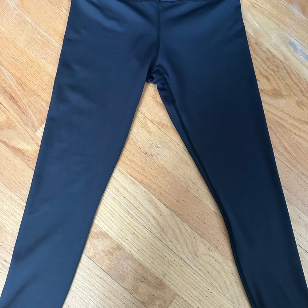 ZYIA Black Capri